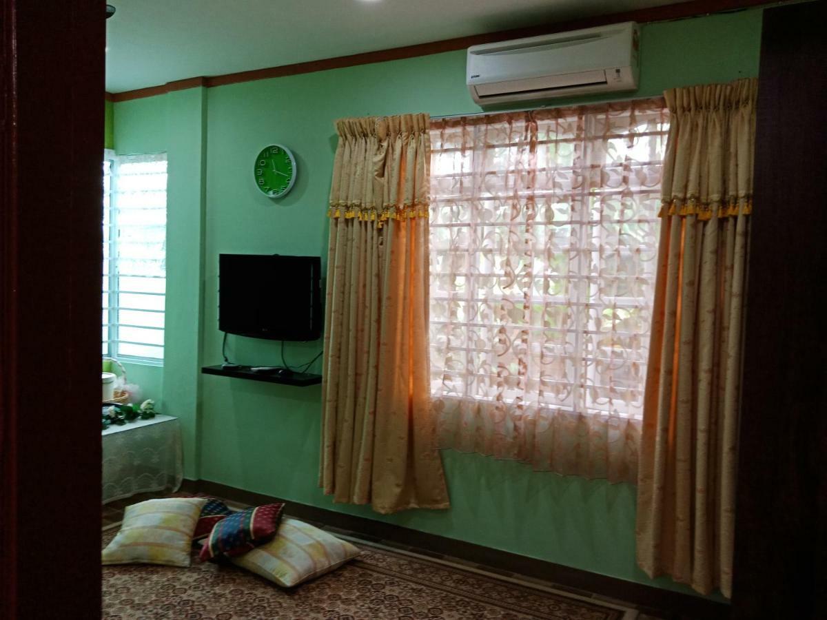 Ferienwohnung Jazepuri - Jaze 1 Kuching Exterior foto