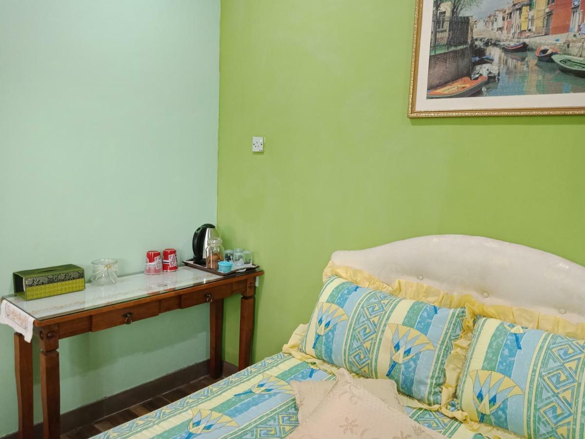 Ferienwohnung Jazepuri - Jaze 1 Kuching Exterior foto