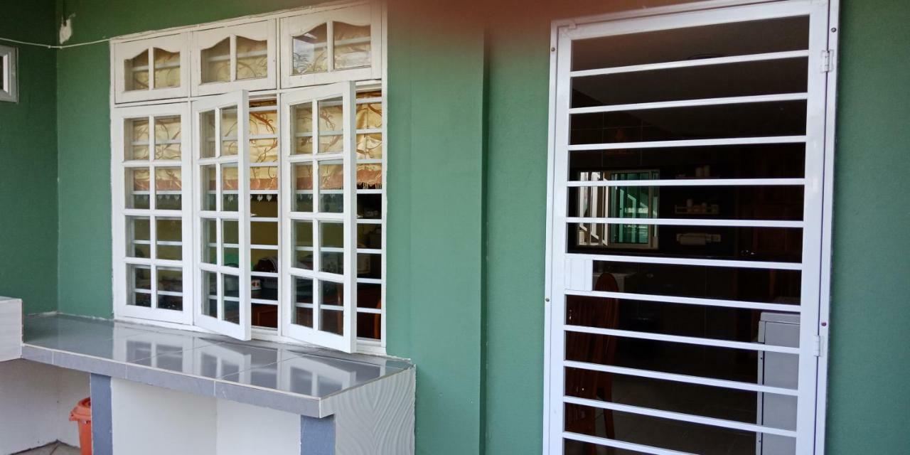 Ferienwohnung Jazepuri - Jaze 1 Kuching Exterior foto